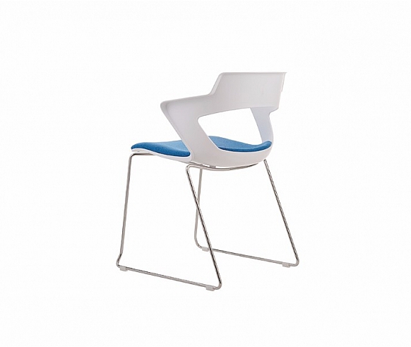 Aoki S chair