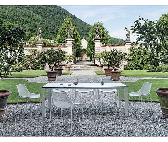 Round chair