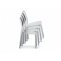 Ice 800 chair
