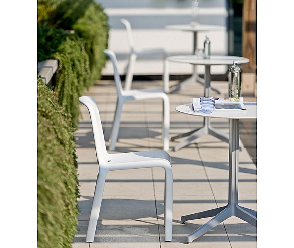 Snow 300 chair