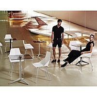 Faz 1 chair