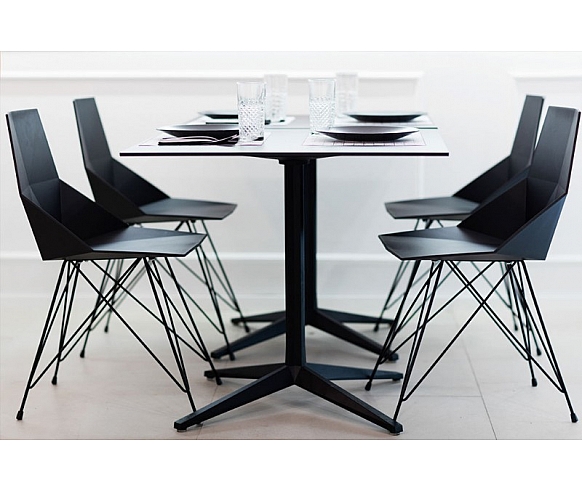 Faz 2 chair