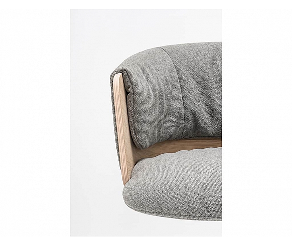 Collar Swivel chair